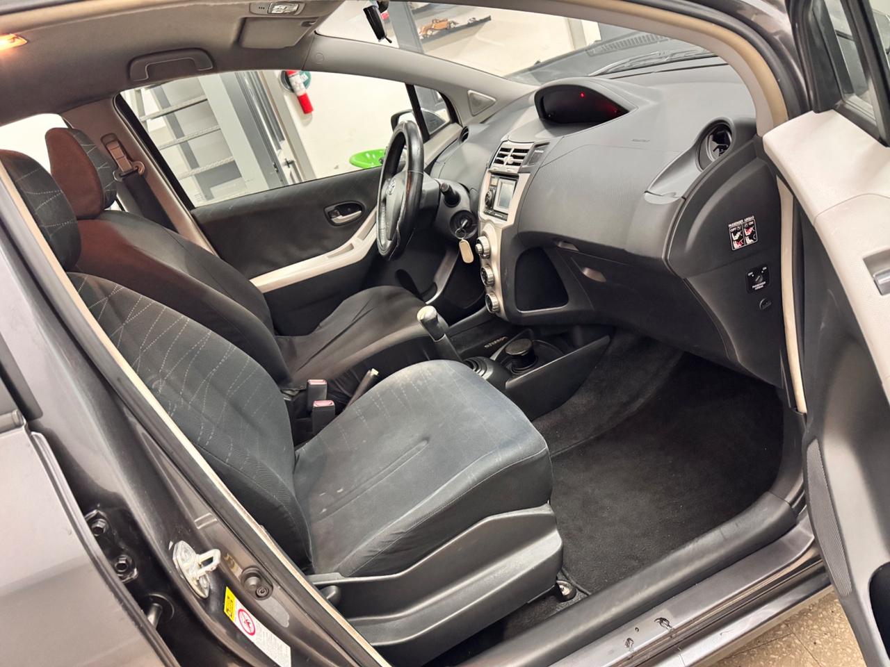 Toyota Yaris 1.4 D-4D 90 Cv 5 Porte Navi - 2007