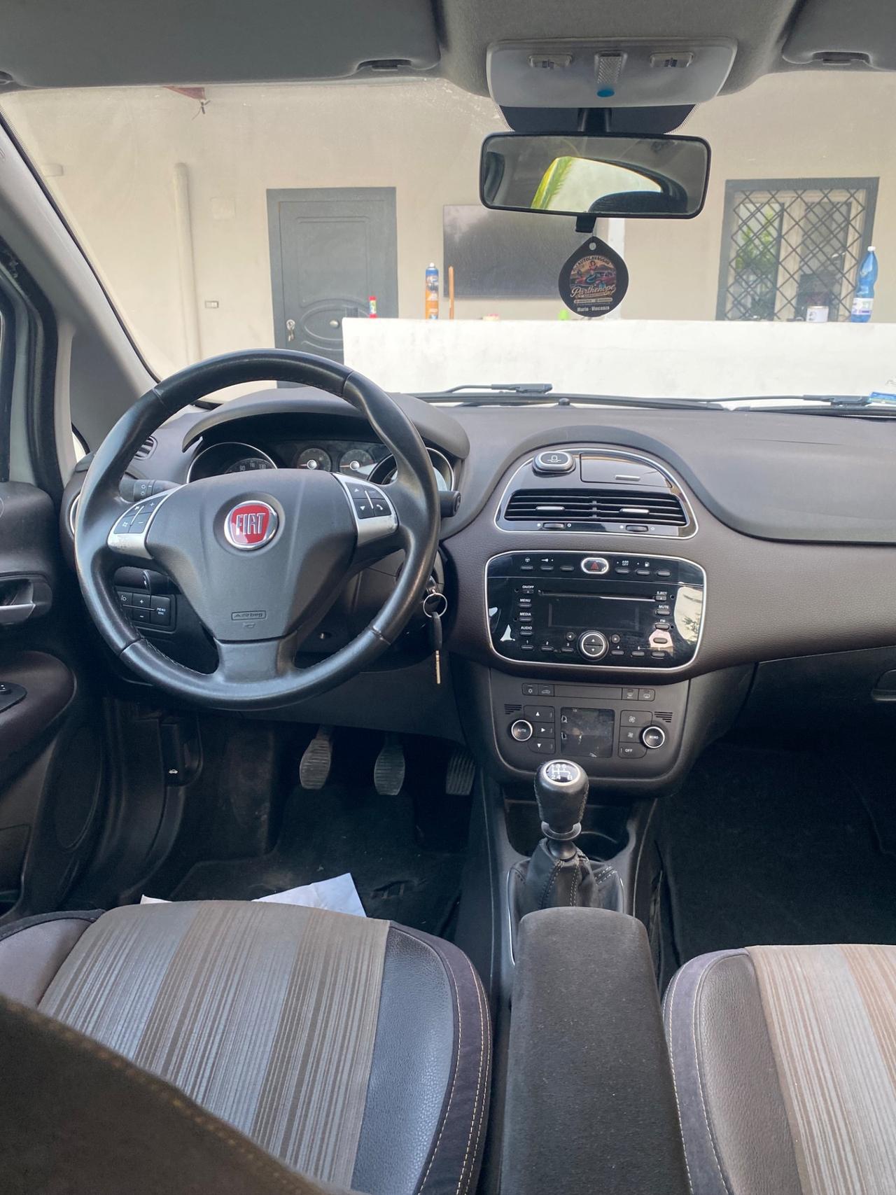 Fiat Punto Evo 1.4 Natural Power Emotion Full