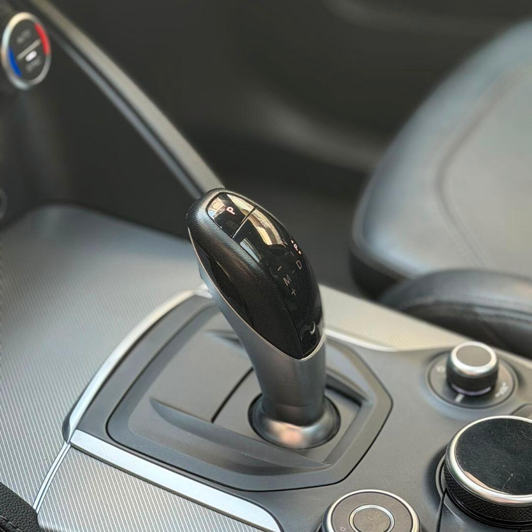Alfa Romeo Stelvio 2.2 Turbodiesel Q4 - 210 CV