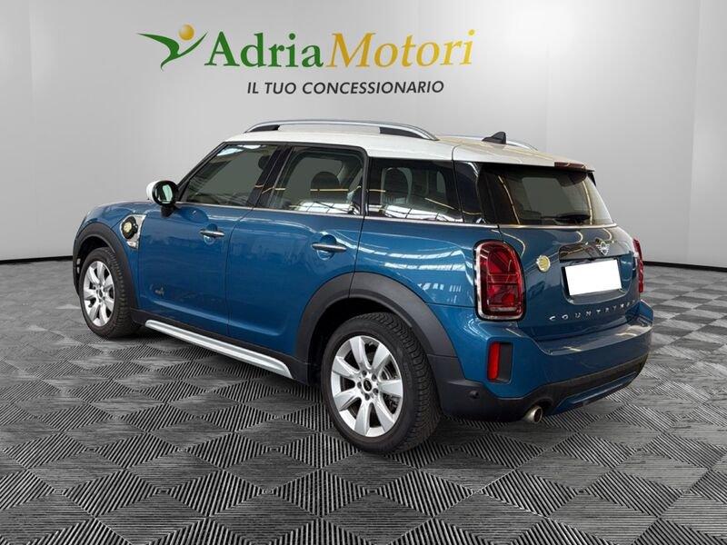 MINI Countryman Plug-In Hybrid Cooper S E ALL4 Business autom.