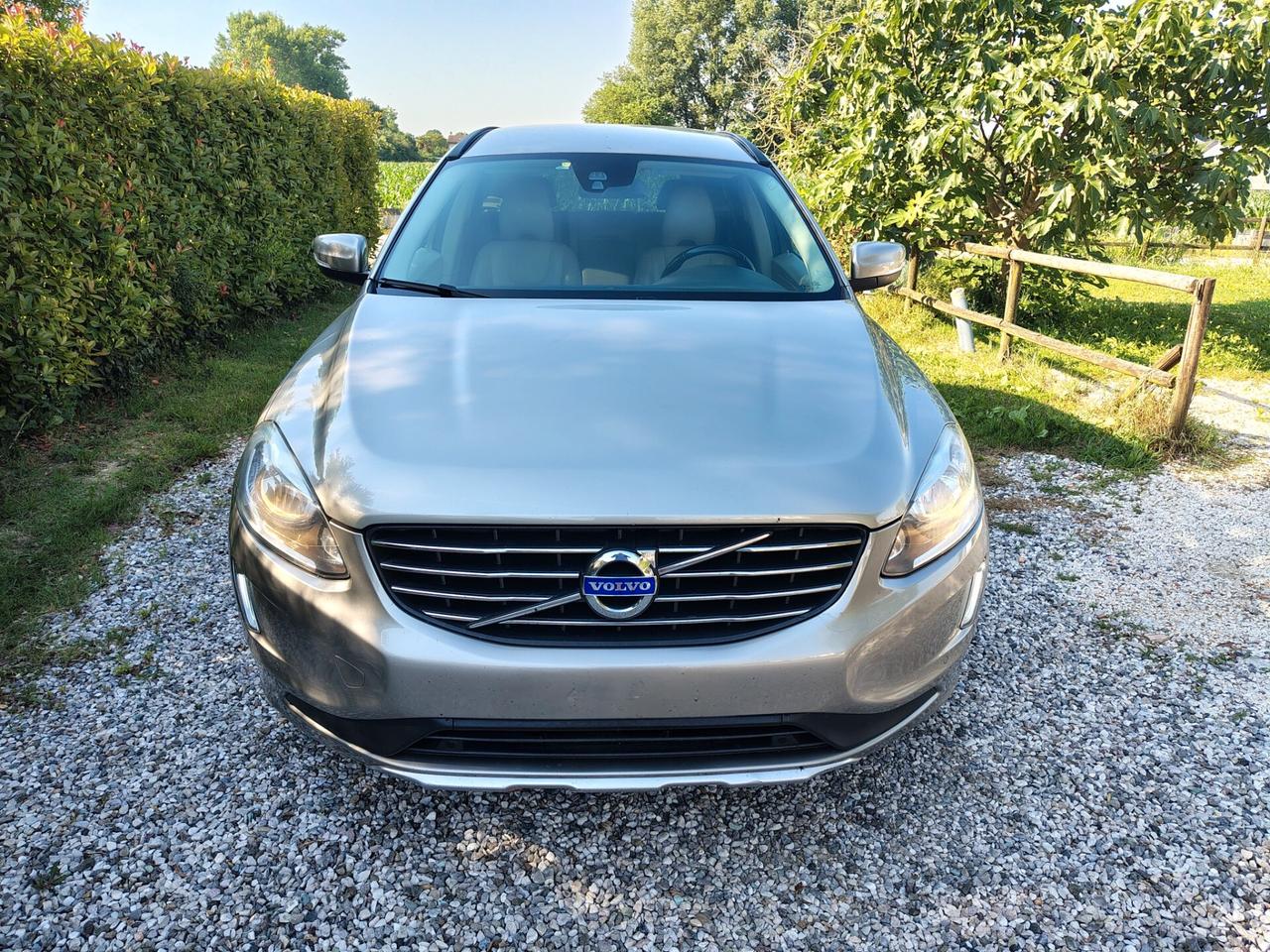 Volvo XC 60 XC60 D4 Geartronic R-design Momentum 181cv 133kw