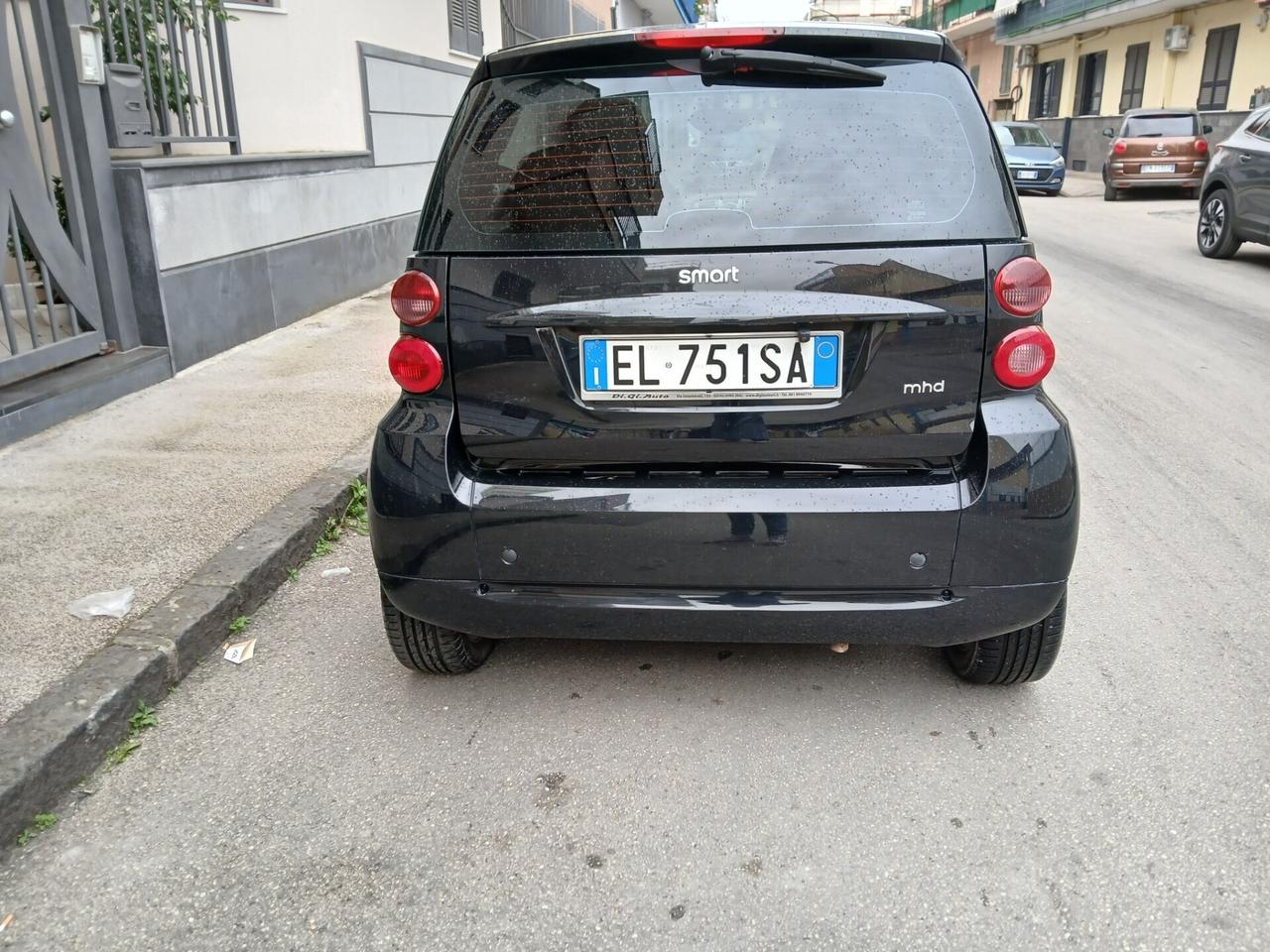 Smart ForTwo 1000 52 kW con IDROGUIDA