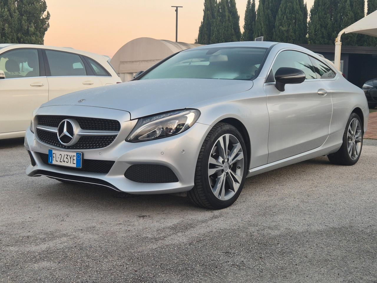 Mercedes-benz C 220 d 4 MATIC Coupé Sport