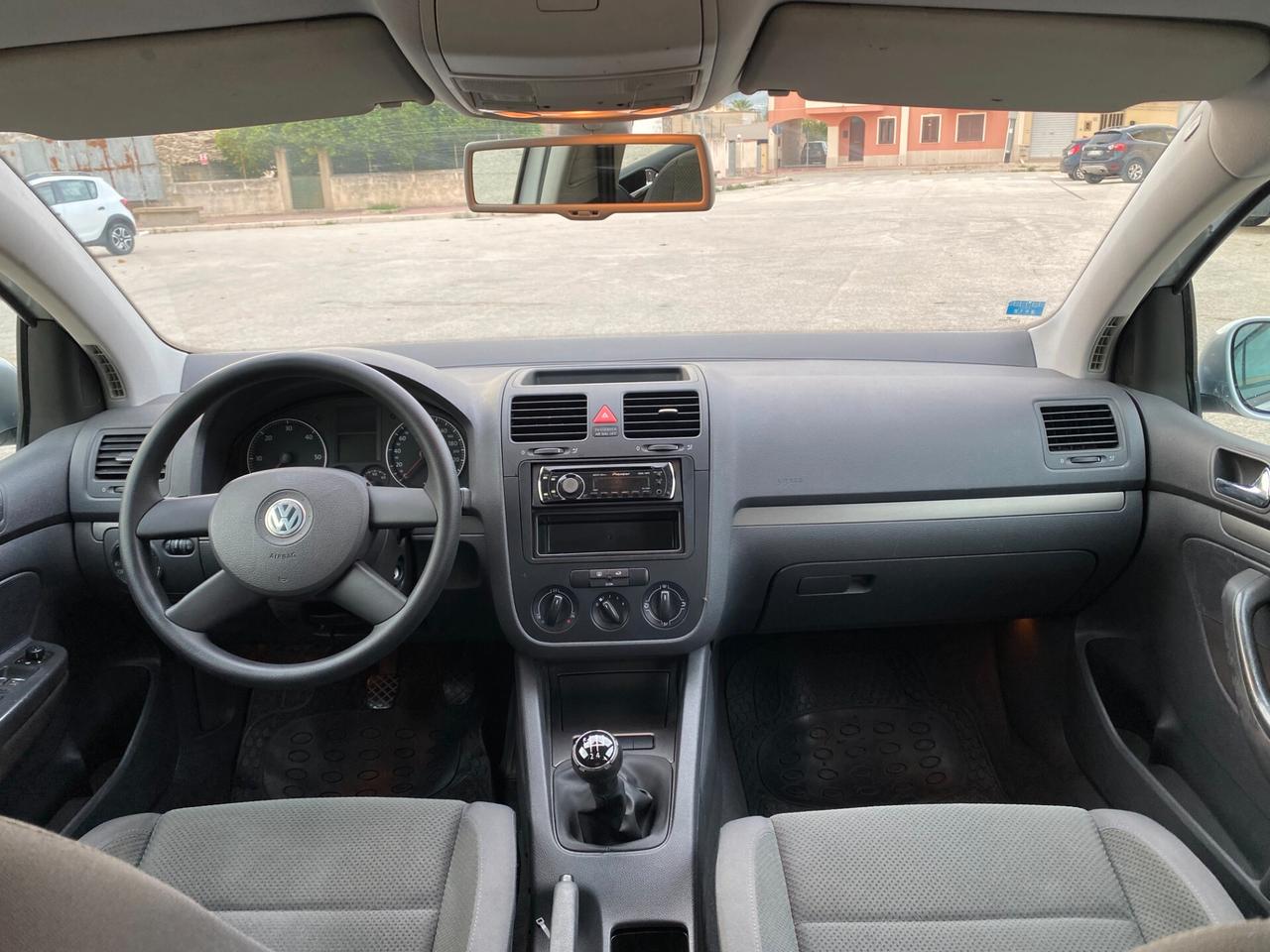 Volkswagen Golf 1.9 TDI 5p. Comfortline