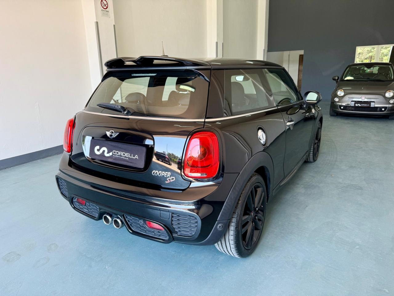 Mini Mini Cooper 2.0 SD Hype JCW 3p