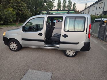 FIAT DOBLO 2007 A METANO DI CASA POCHI KM NUOVO