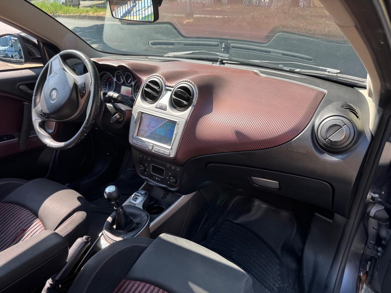 Alfa Romeo MiTo 1.3 JTDm-2 95 CV S&S Distinctive Sport Pack