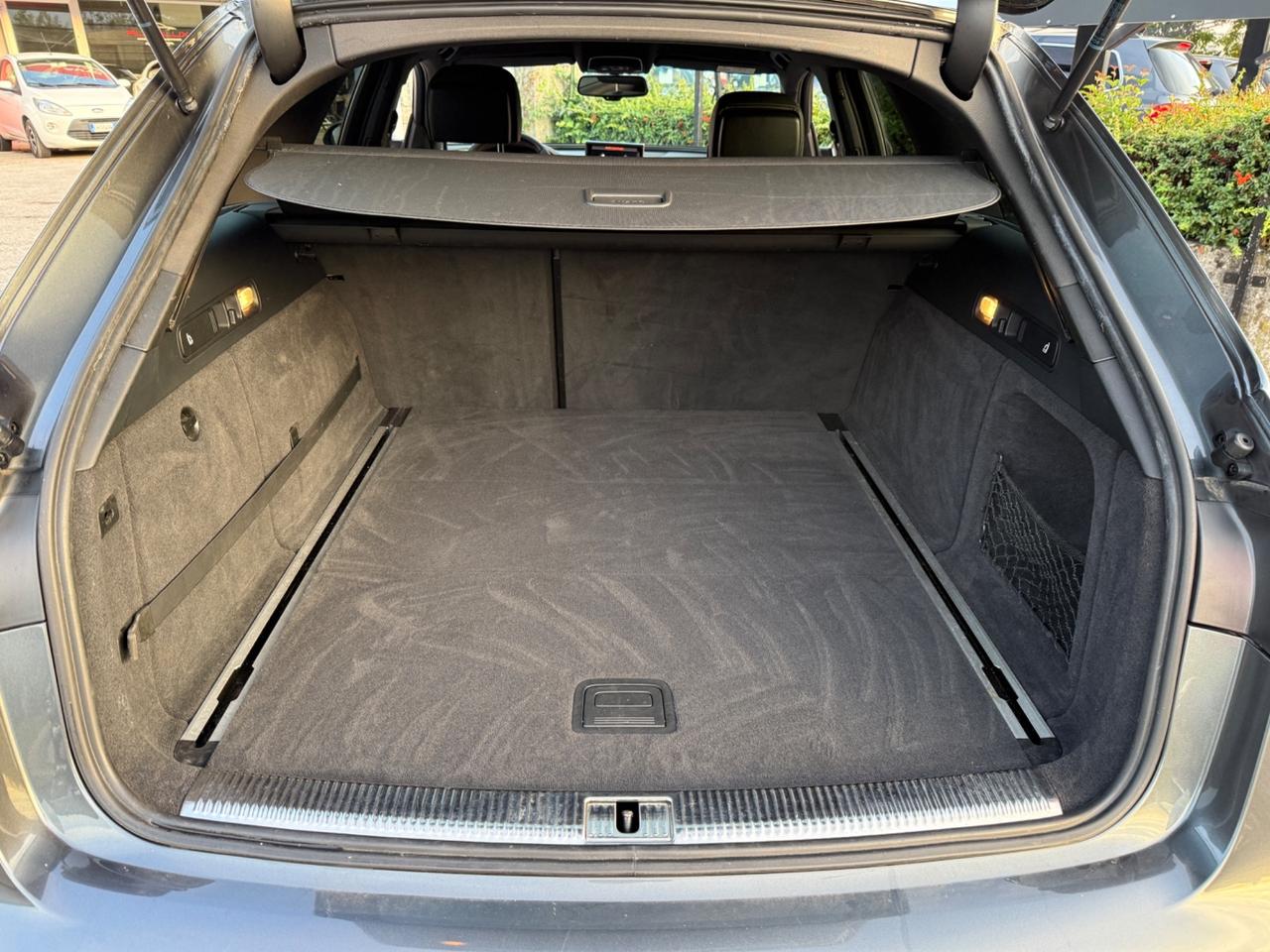 Audi A6 Avant 3.0 TDI S tronic quattro edition S LINE