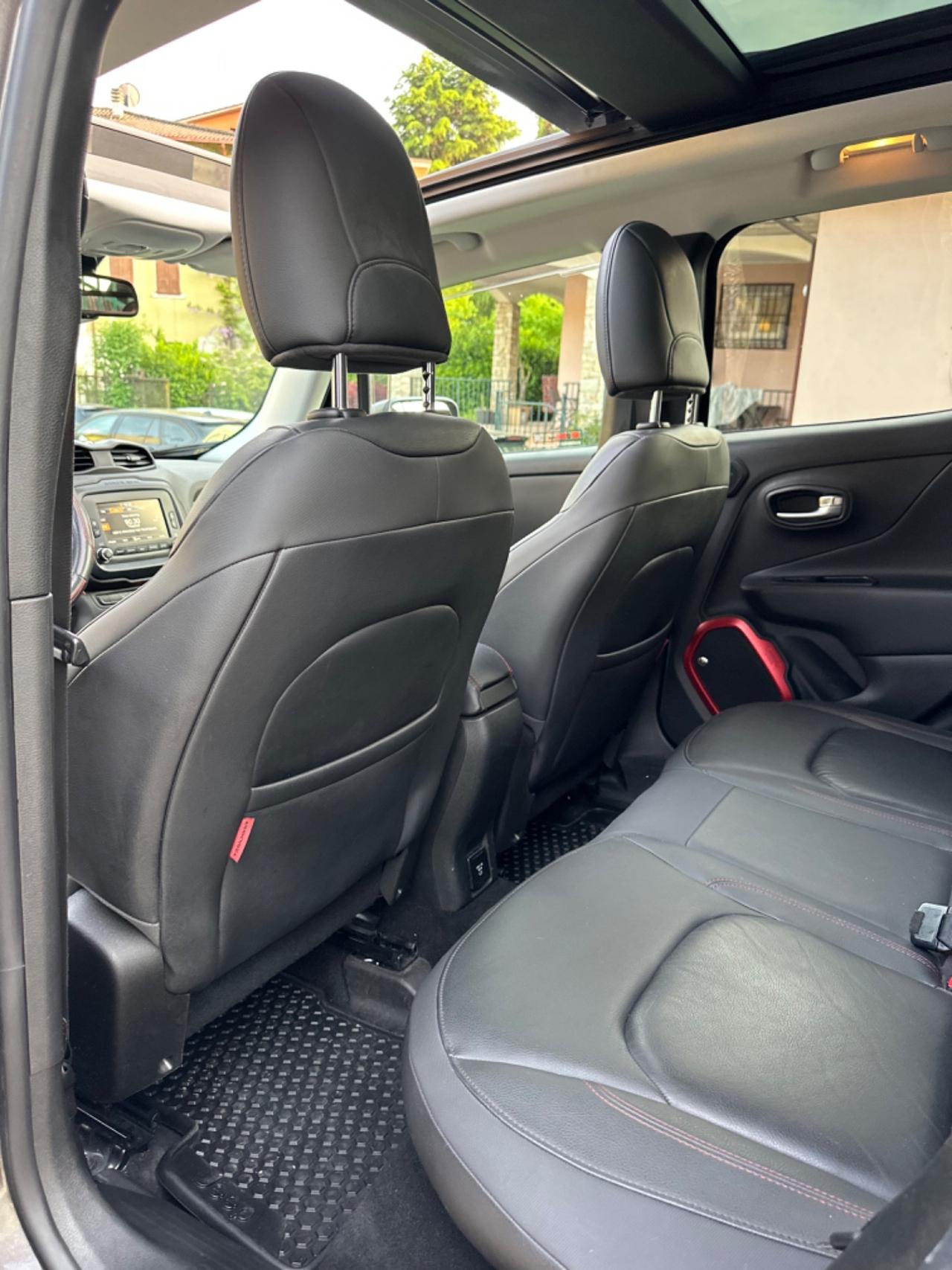 Jeep RENEGADE 2.0 170CV 4WD TRAILHAWK TETTO BEATS