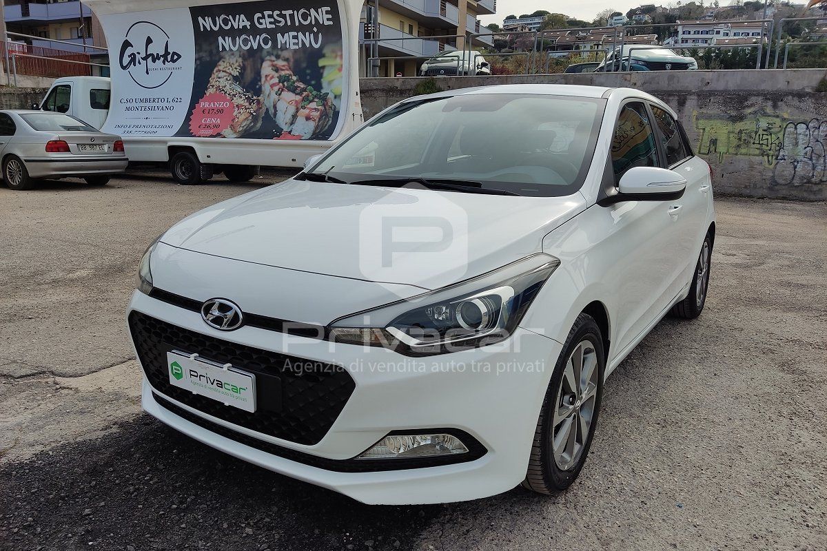 HYUNDAI i20 1.4 CRDi 5p. Active Login