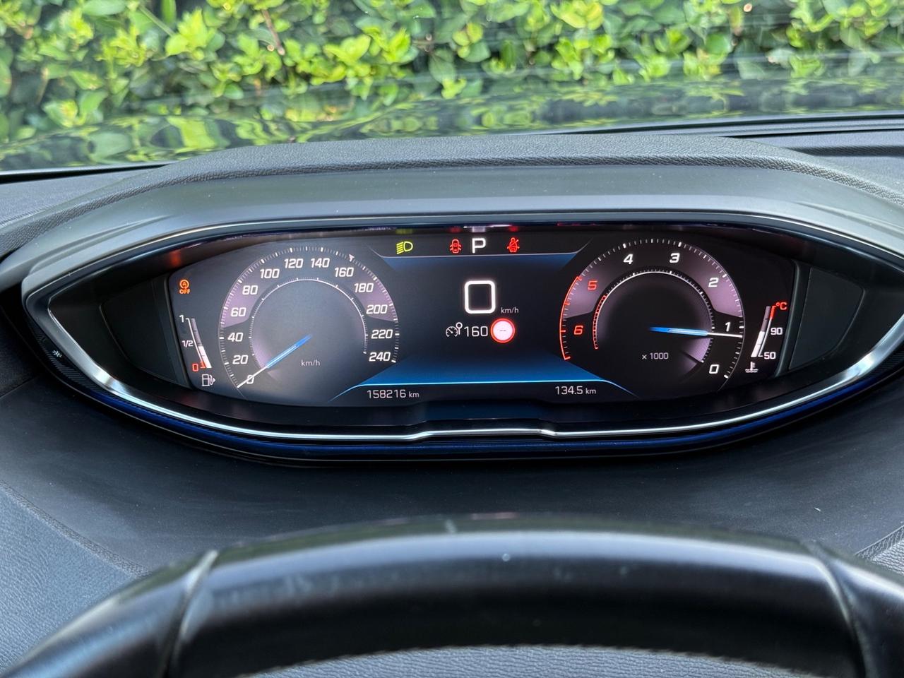 Peugeot 3008 BlueHDi 130 S&S EAT8 Allure