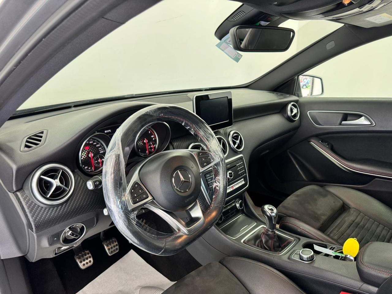 Mercedes-benz A 180 d AMG PACK-GARANTITA-LED-2018