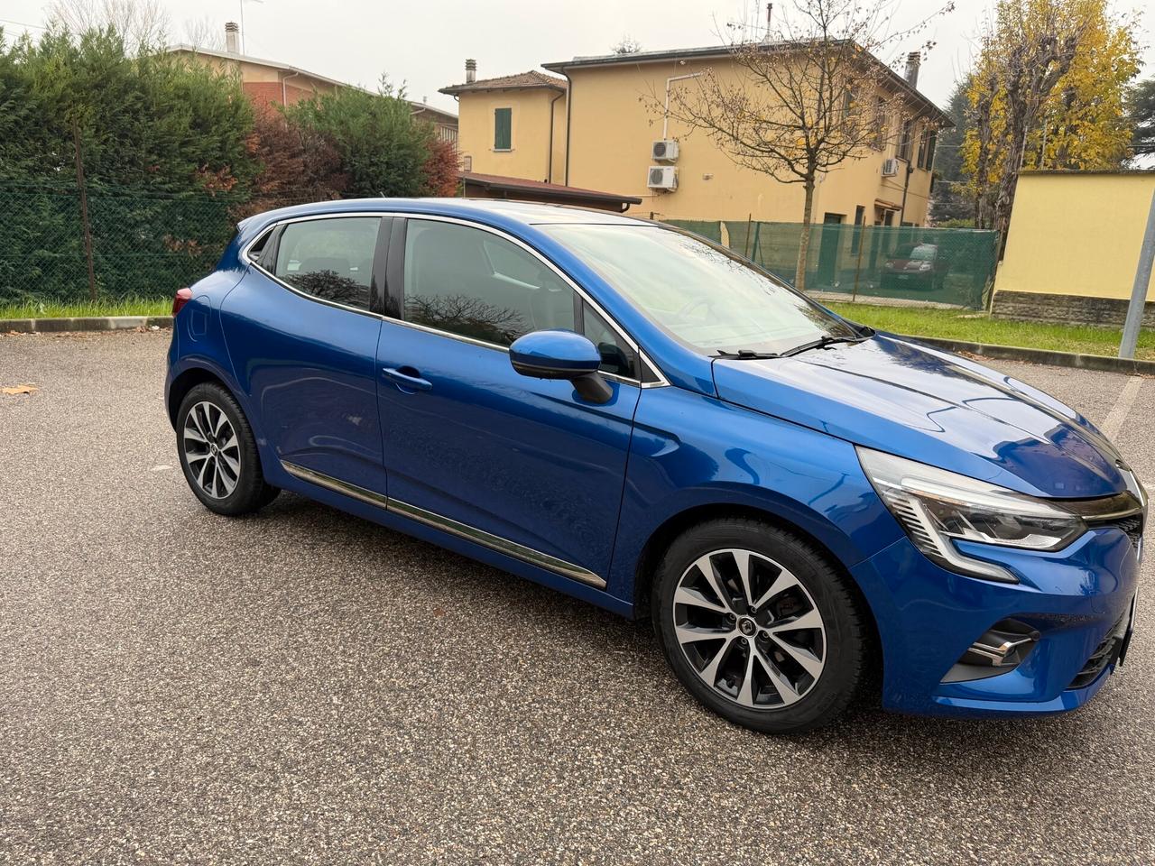 Renault Clio 1.0 tce - NEOP. - 12 MESI DI GARANZIA -