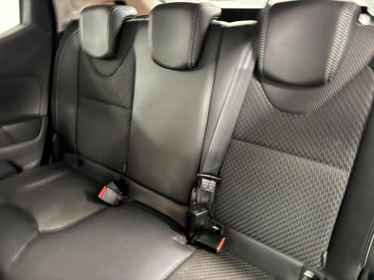 Renault Clio 1.2 75 CV 5 porte Duel