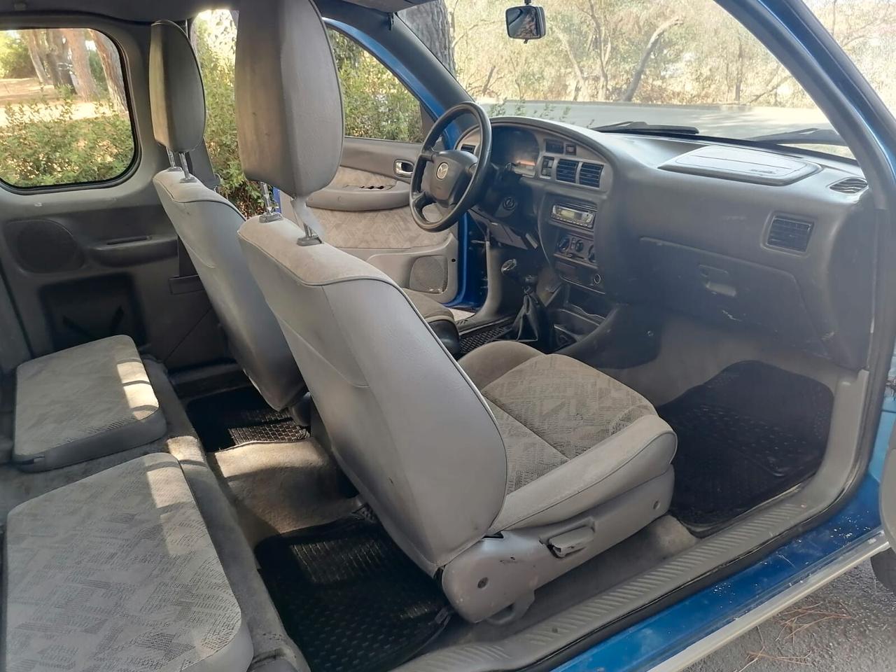 Mazda Pick-up B2500 - 2 porte - 2004
