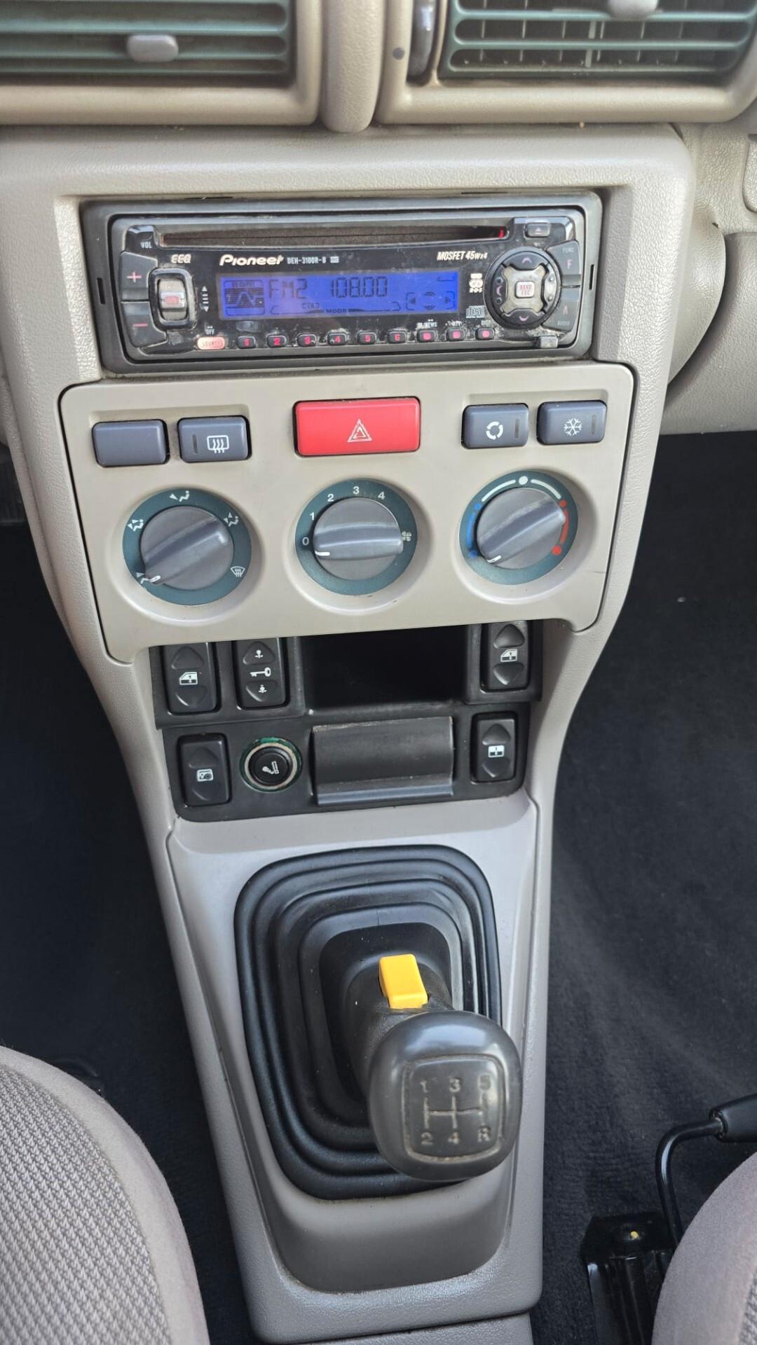 Land Rover Freelander 2.0 TD cat Station Wagon XE