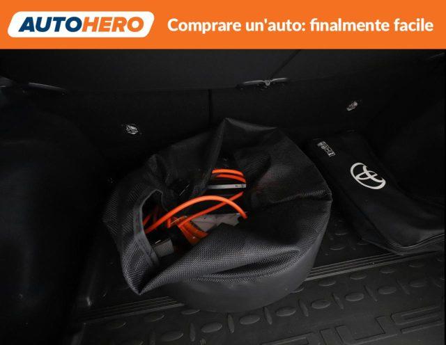 TOYOTA Prius 2.0 Plug-in Hybrid Lounge