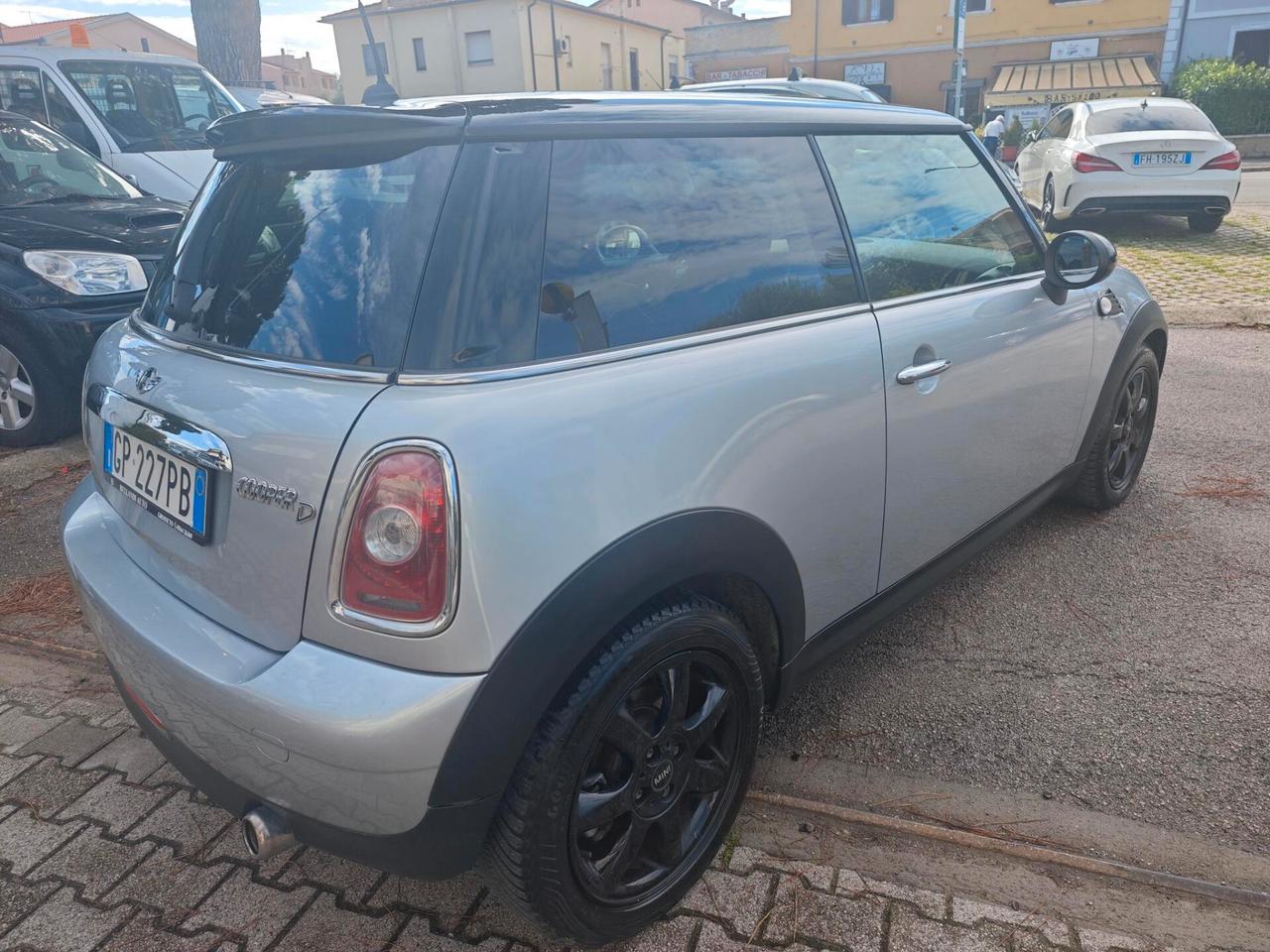 Mini Cooper D AUTOMATICA