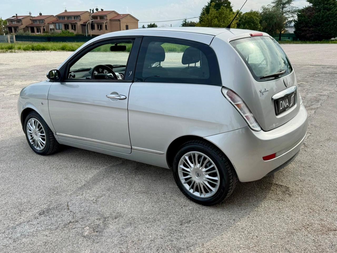 Lancia Ypsilon 1.2 Benzina Neopatentati Unicaproprietaria