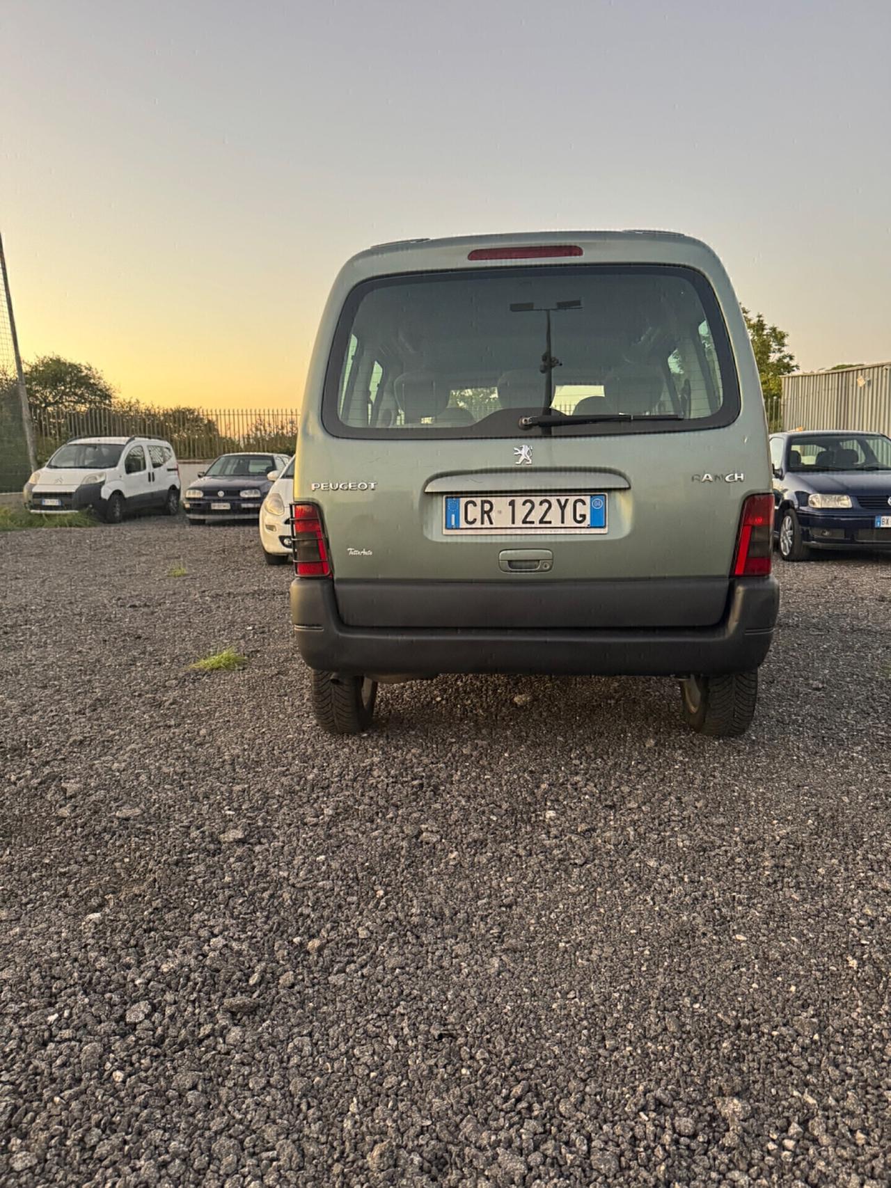 Peugeot Ranch 2.0 HDi 5p. XT