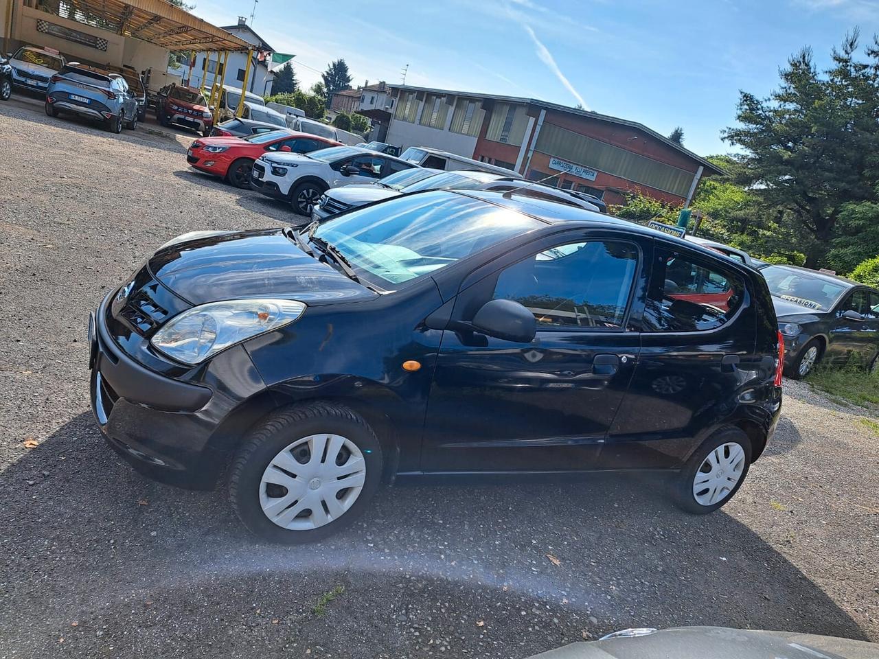 Nissan Pixo 1.0 5 porte Visia