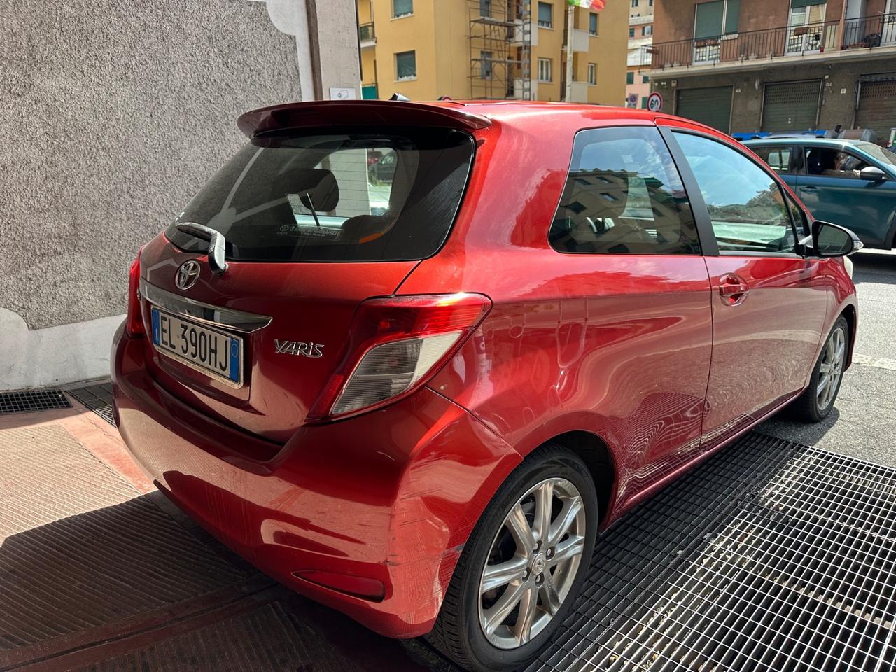 Toyota Yaris 1.3 3 porte Lounge + IMPIANTO GPL