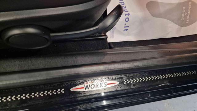 MINI John Cooper Works Mini 1.6 16V John Cooper Works Cabrio TOTAL BLACK!