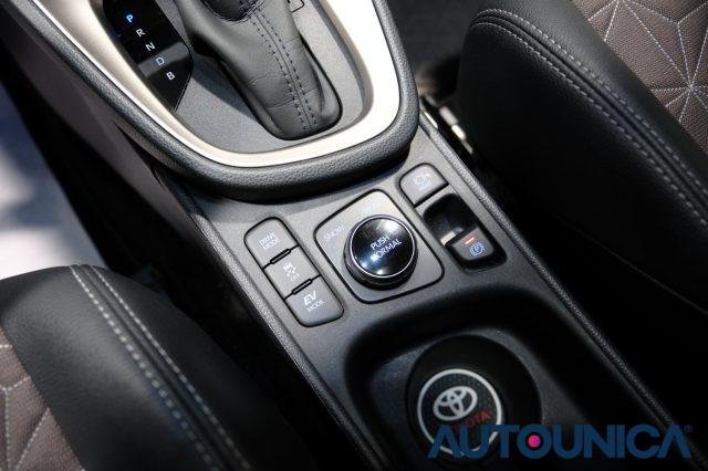 TOYOTA Yaris Cross 1.5 HYBRID E-CVT AWD-I 4x4 LOUNGE TETTO PANORAMA