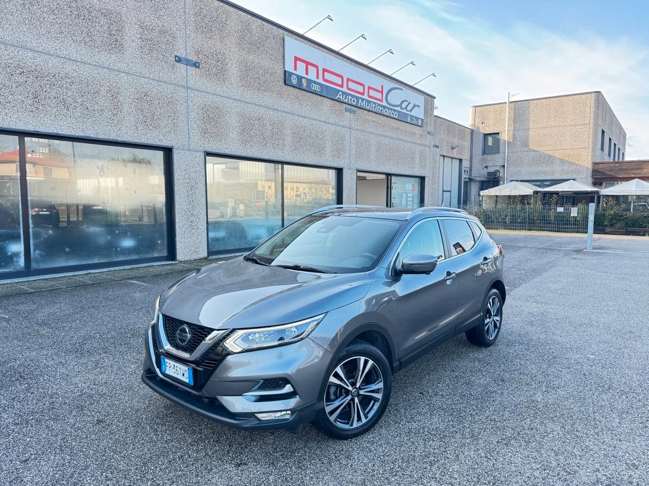 Nissan Qashqai 1.5 dci N-Connecta 110cv TETTO FULL OPTIONAL