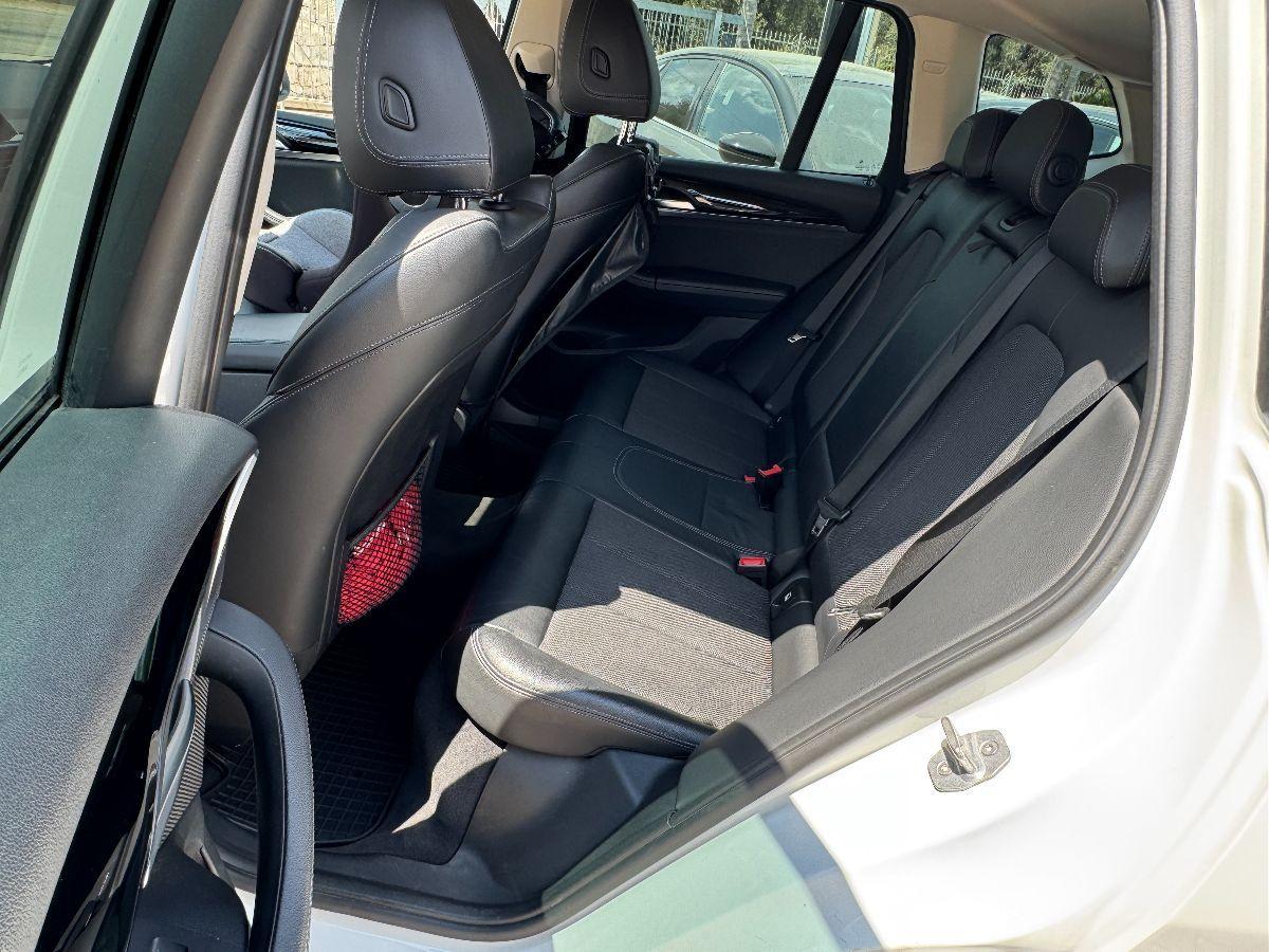 BMW X3 sDrive18d Luxury Tetto Pelle Cerchi 19