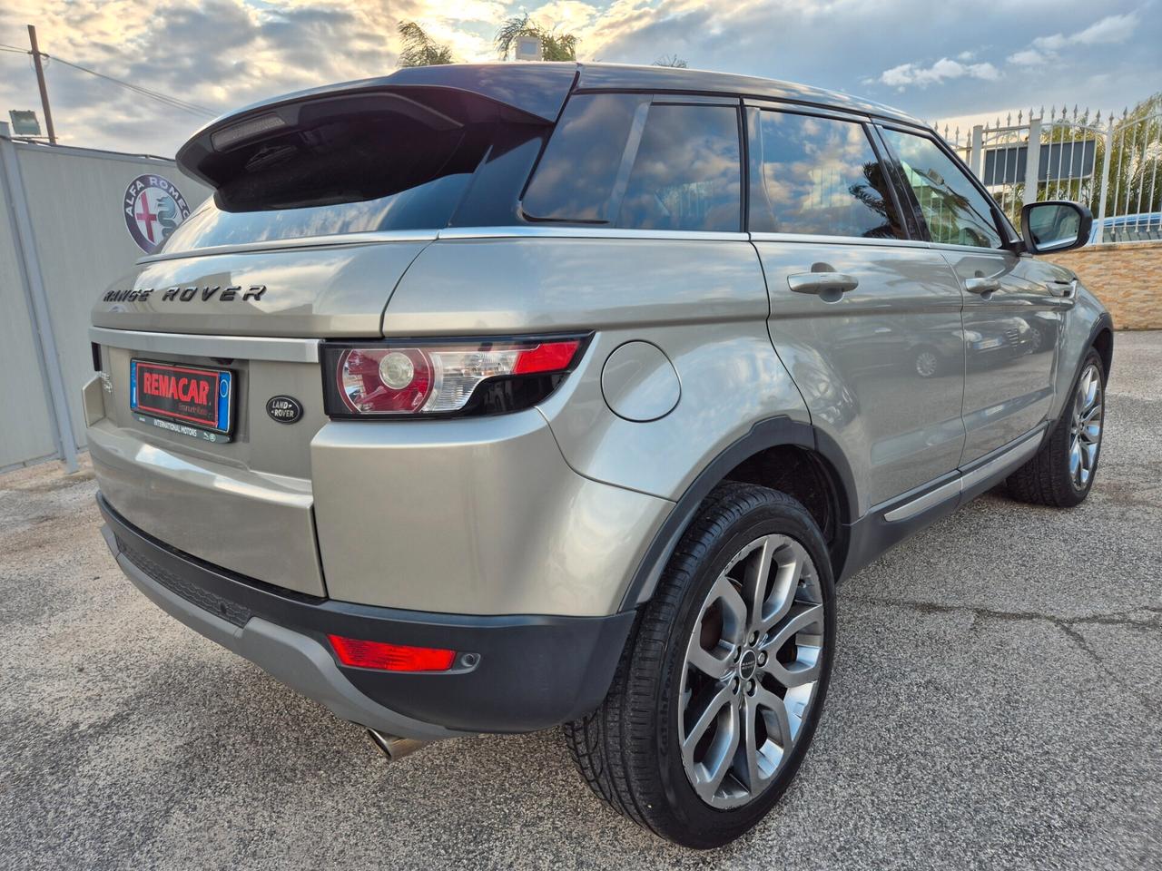 Range Rover EVOQUE 2.2 Sd4 190 CV STRAFULL NUOVA