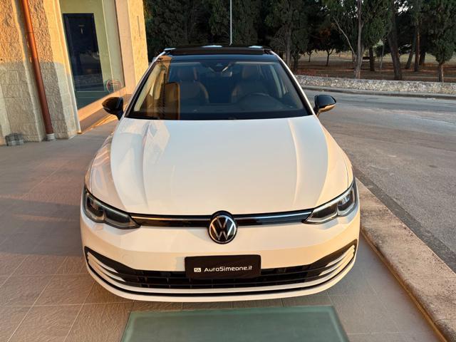 VOLKSWAGEN Golf 2.0 TDI DSG SCR Life TETTO-LUCI AMBIENTE