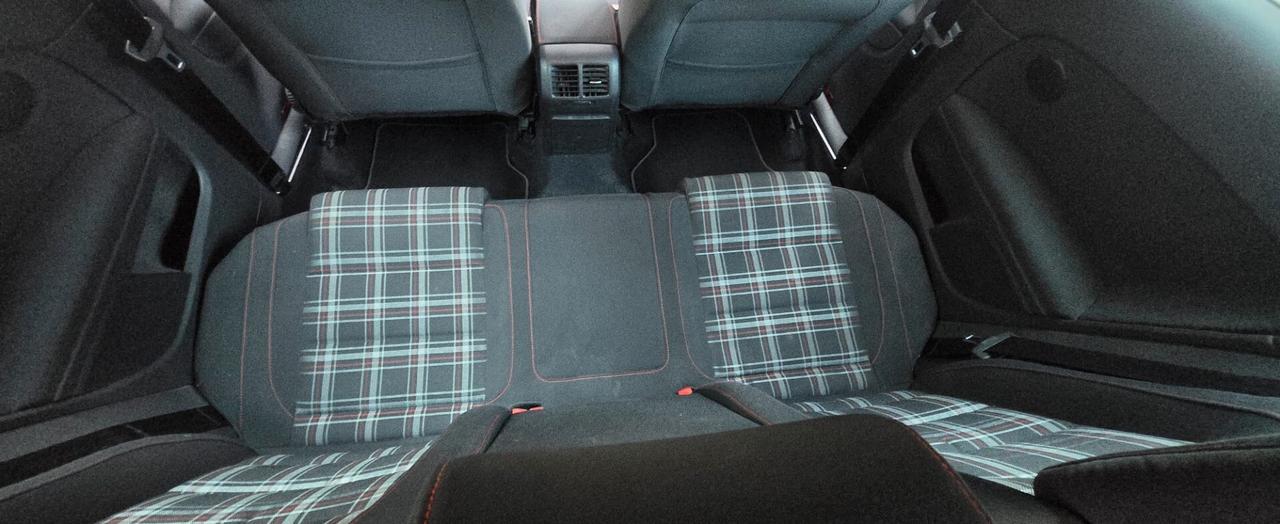 Volkswagen Golf 2.0 TSI 3p. GTI