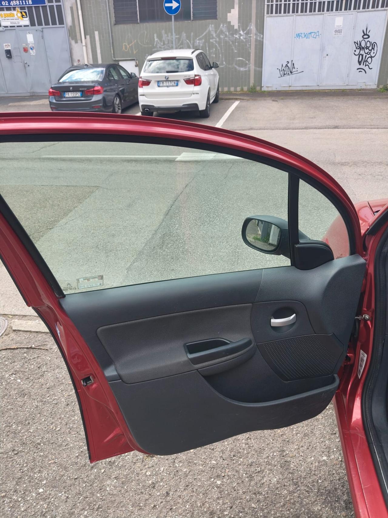 Citroen C3 1.4 Exclusive Style Techno Bi Energy G