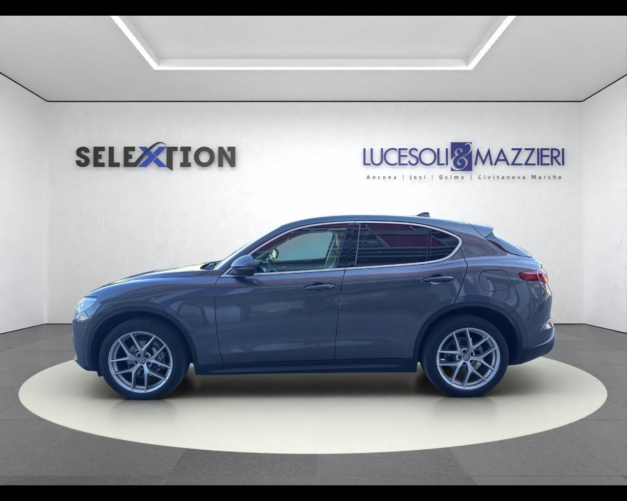 ALFA ROMEO Stelvio - Stelvio 2.2 Turbodiesel 210 CV AT8 Q4 Executive