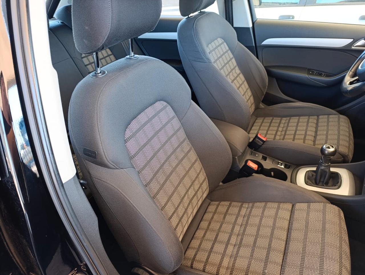 Audi Q3 2.0 TDI 120 CV Sport 2015
