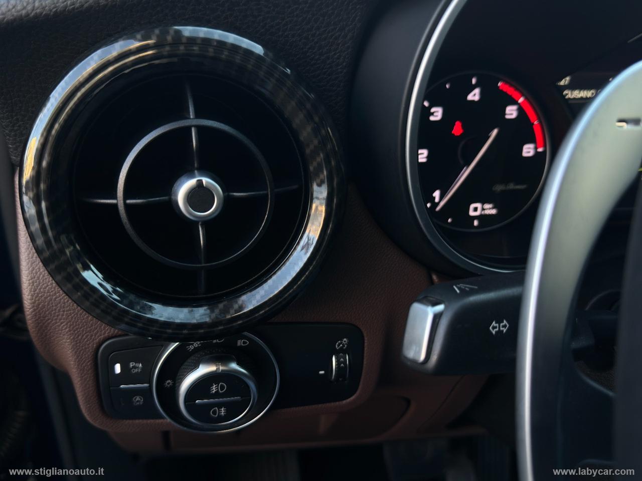 ALFA ROMEO Stelvio 2.2 T.diesel 210 CV AT8 Q4 Exec.