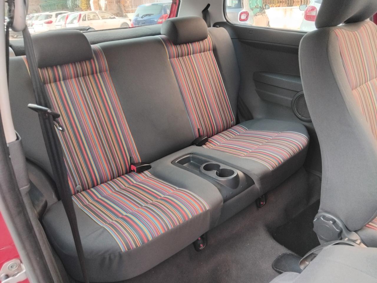 VOLSKWAGEN FOX PERFETTA PER NEOPATENTATI