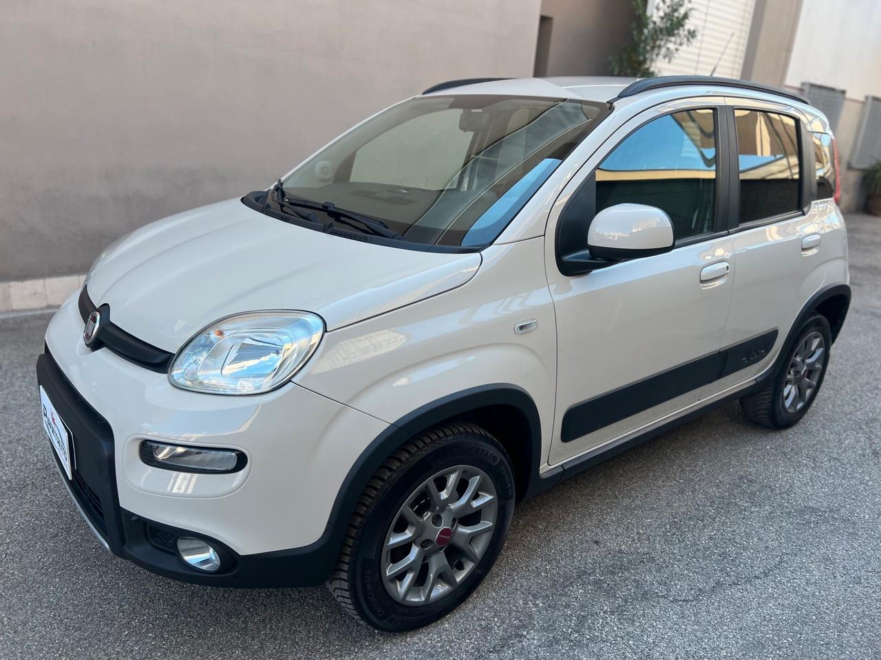 Fiat Panda 4x4 1.3 mjt 95cv TELPELLE/PDC.. PERFETTA!!
