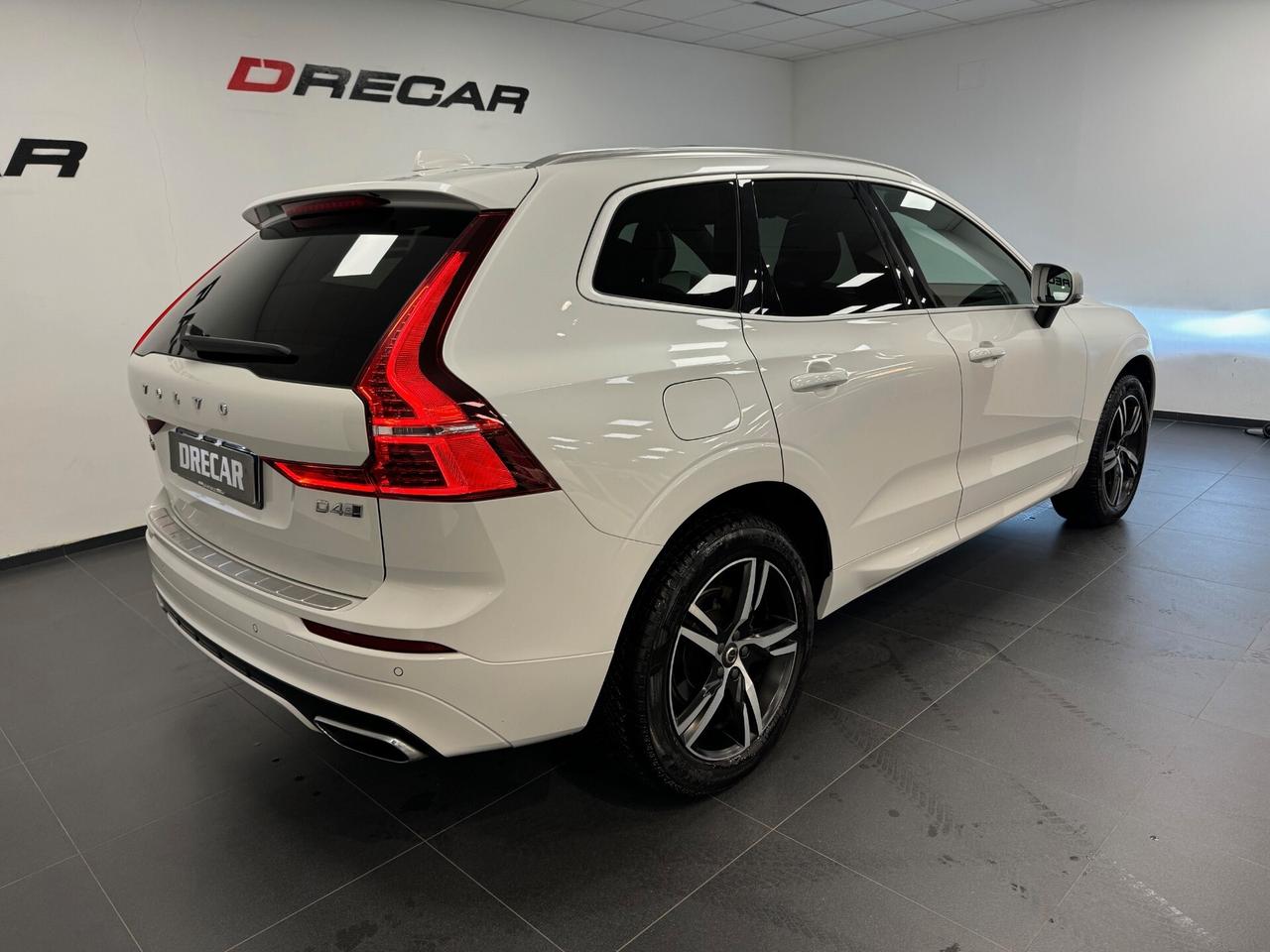Volvo XC 60 XC60 D4 AWD Geartronic R-design TETTO FULL
