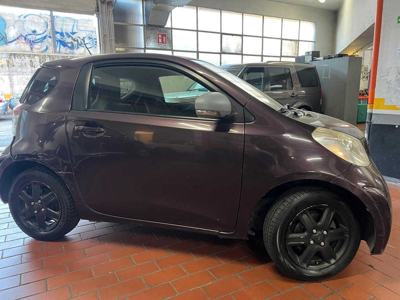 Toyota iQ 1.0 Sol