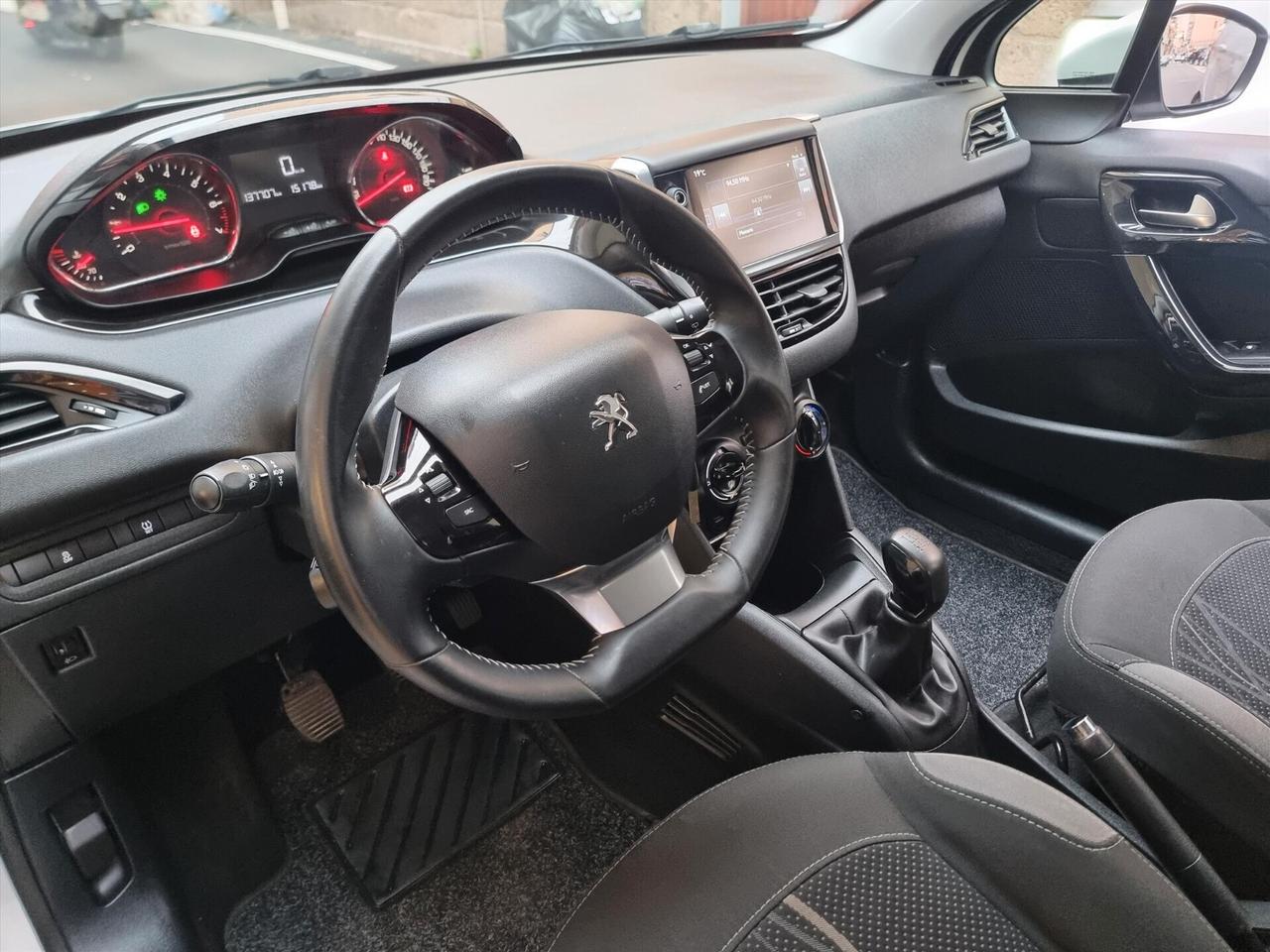 Peugeot 208 PureTech 68 5 porte Access 1.0 BENZ