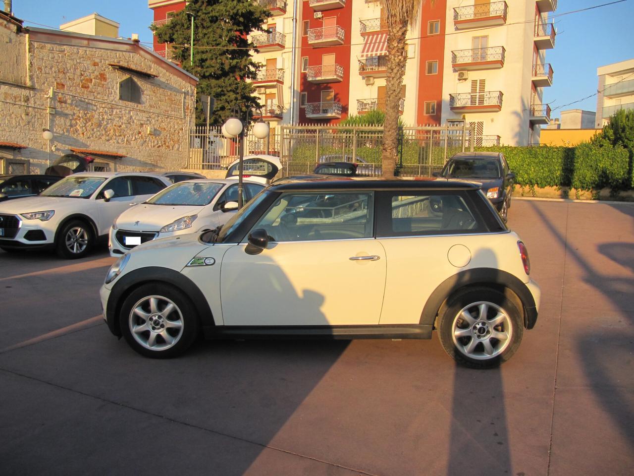 Mini 1.6 16V Cooper D