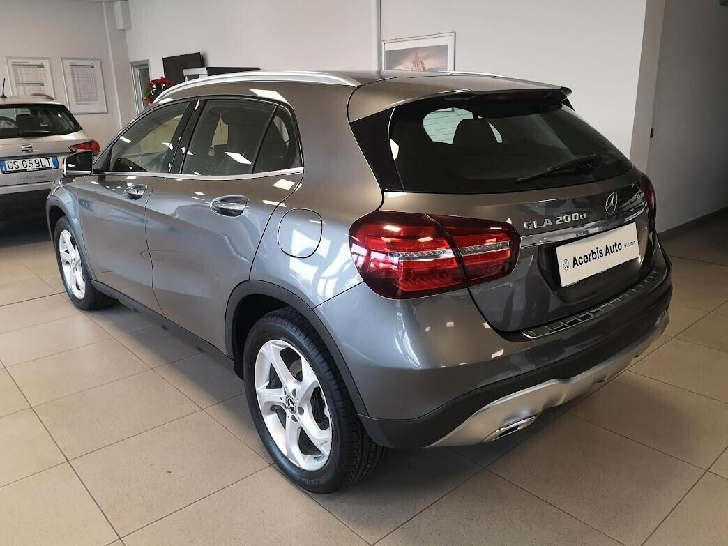 Mercedes-benz GLA 200 180 d Sport 4 MATIC