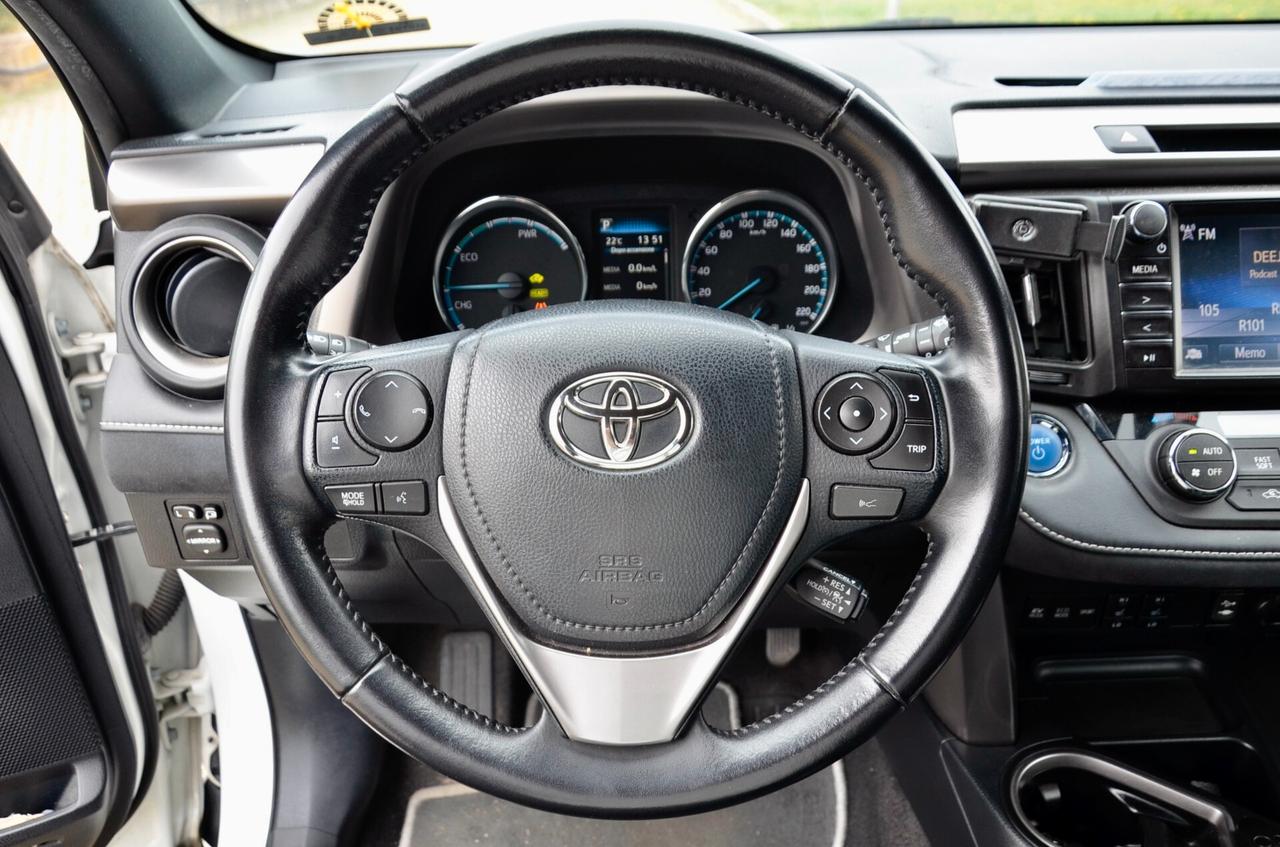 TOYOTA RAV 4 2.5 VVT-I FULL HYBRID STYLE 2WD 155cv E-CVT, UNICOPROPRIETARIO, SERVICE TOYOTA, UFF ITALIANA, EURO 6B, RETRO, FULL LED, PERMUTE