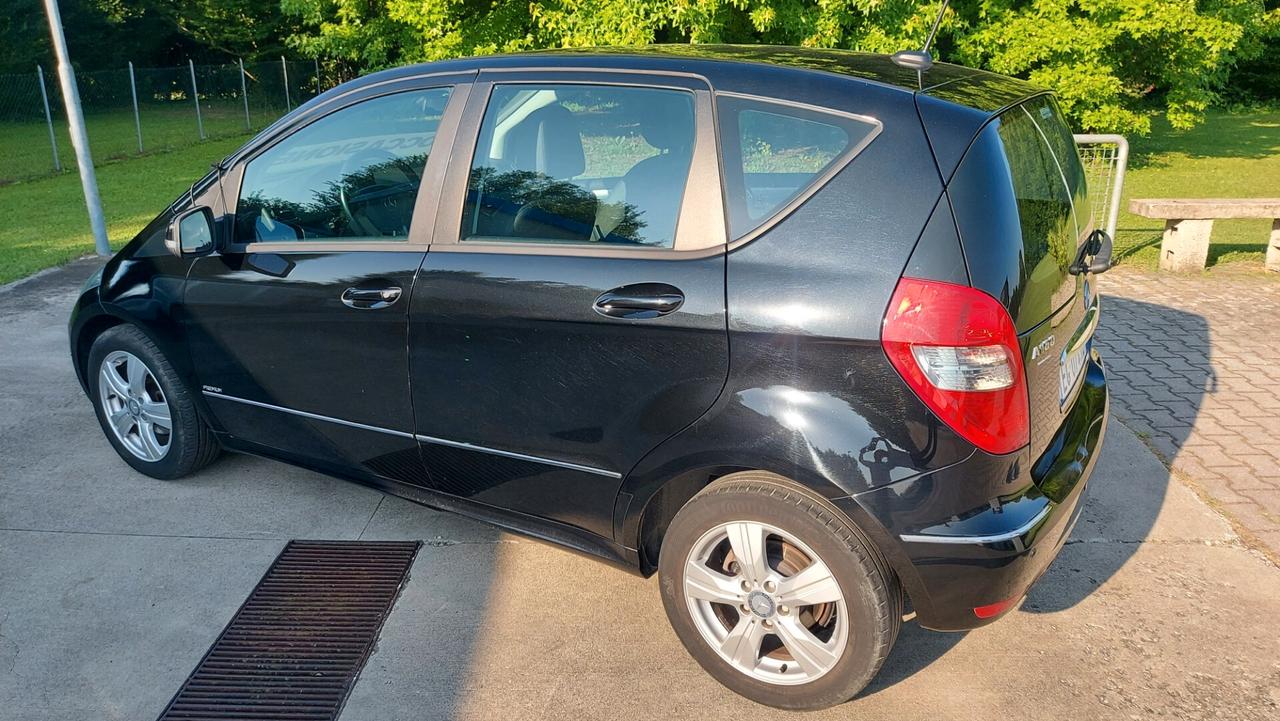 Mercedes-benz A 160 - BlueEFFICIENCY Premium
