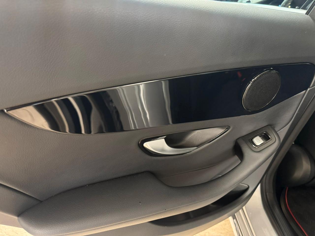 Mercedes-benz C 200 d Auto Premium