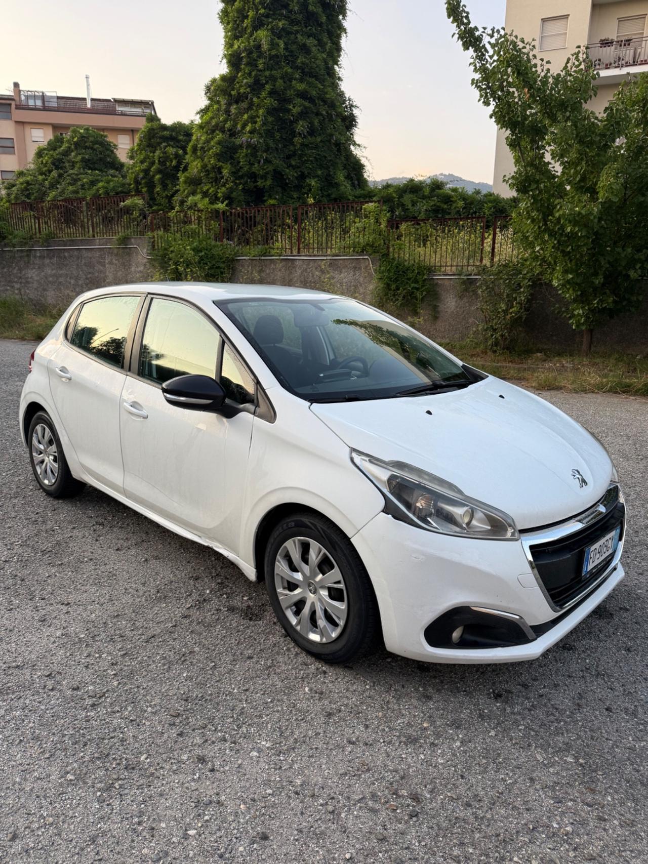 Peugeot 208 BlueHDi 75 S&S 5 porte Active