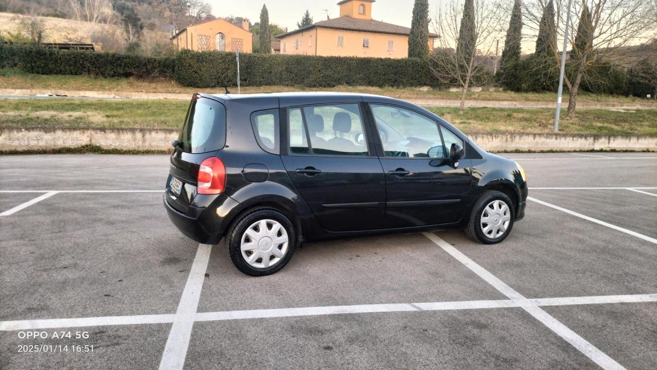 Renault Modus 1.2 16V Dynamique