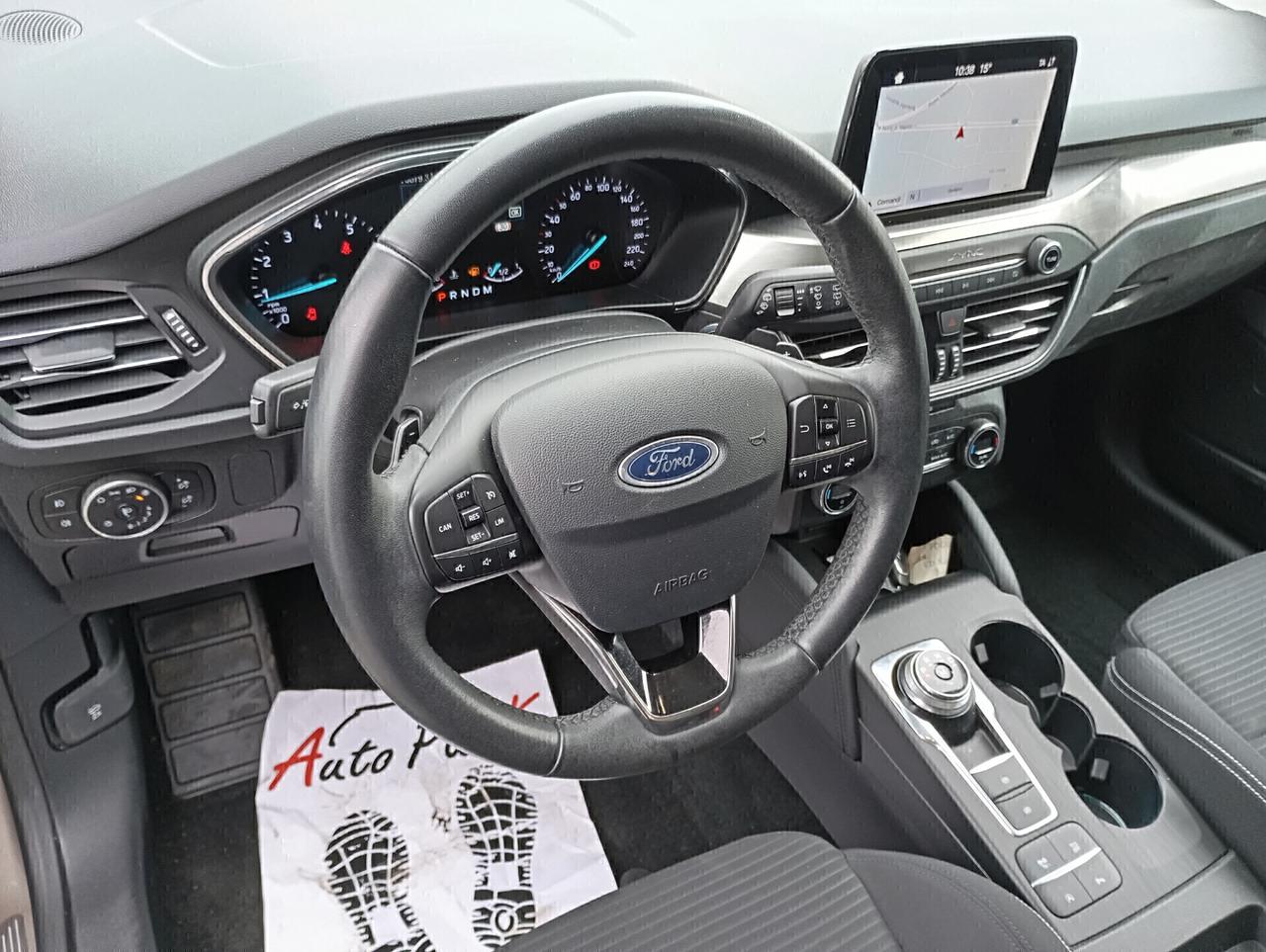 Ford Focus 5P 1.0 EcoBoost 125CV Titanium Aut.